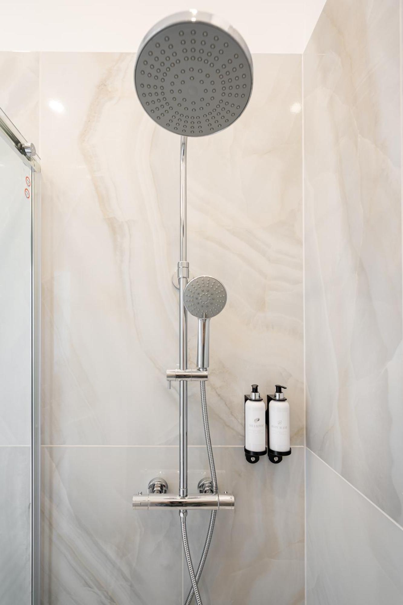 W30 - Wesselenyi Charming Apartment - Best Location By Bqa Budapeste Exterior foto